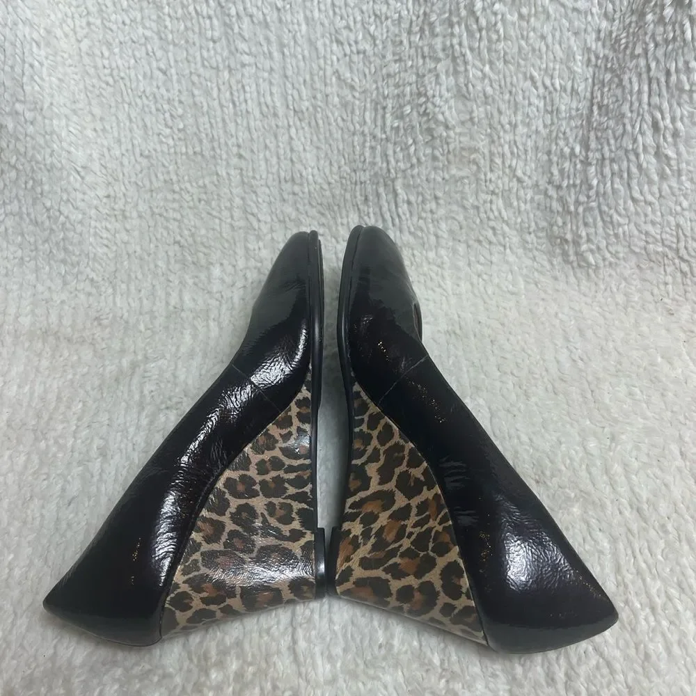 Aerosoles plum tree patent leather dark brown wedge leather print heels SZ8M